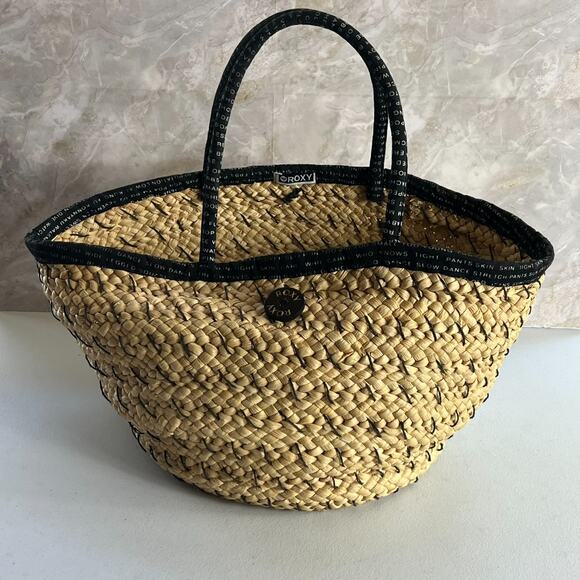 ROXY Straw Oversize Tote Bag With Double Handles Tie Closure - Picture 1 of 14